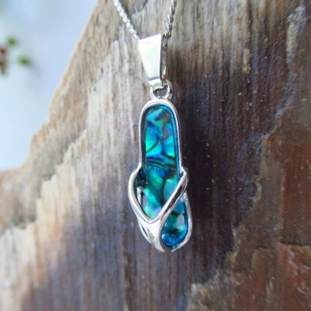 Necklace Flip Flop - Picture 7 of 16